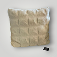 Bild in Galerie-Betrachter laden, Kissen von Mars & More hellbeige